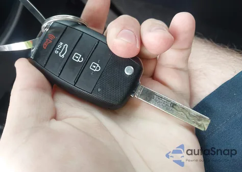 2019 Kia Optima Lx from USA, damaged, VIN 5XXGT4L34KG356066